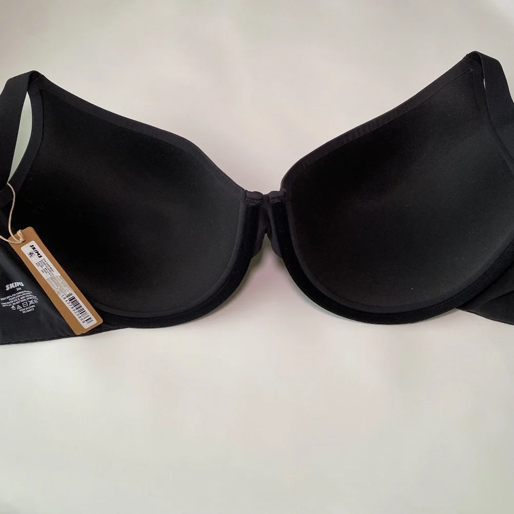 SKIMS Fits Everybody Scoop Plunge Bra BR-UWR-1997 Onyx Black size 38C - Picture 4 of 6